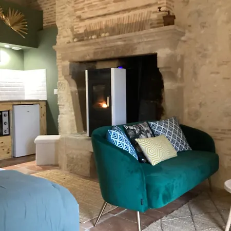 Holiday home Reolais *
